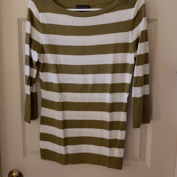 2/$30 Banana Republic Factory 3/4 Sleeve Striped Sweater Soft Angora - Picture 11 of 11